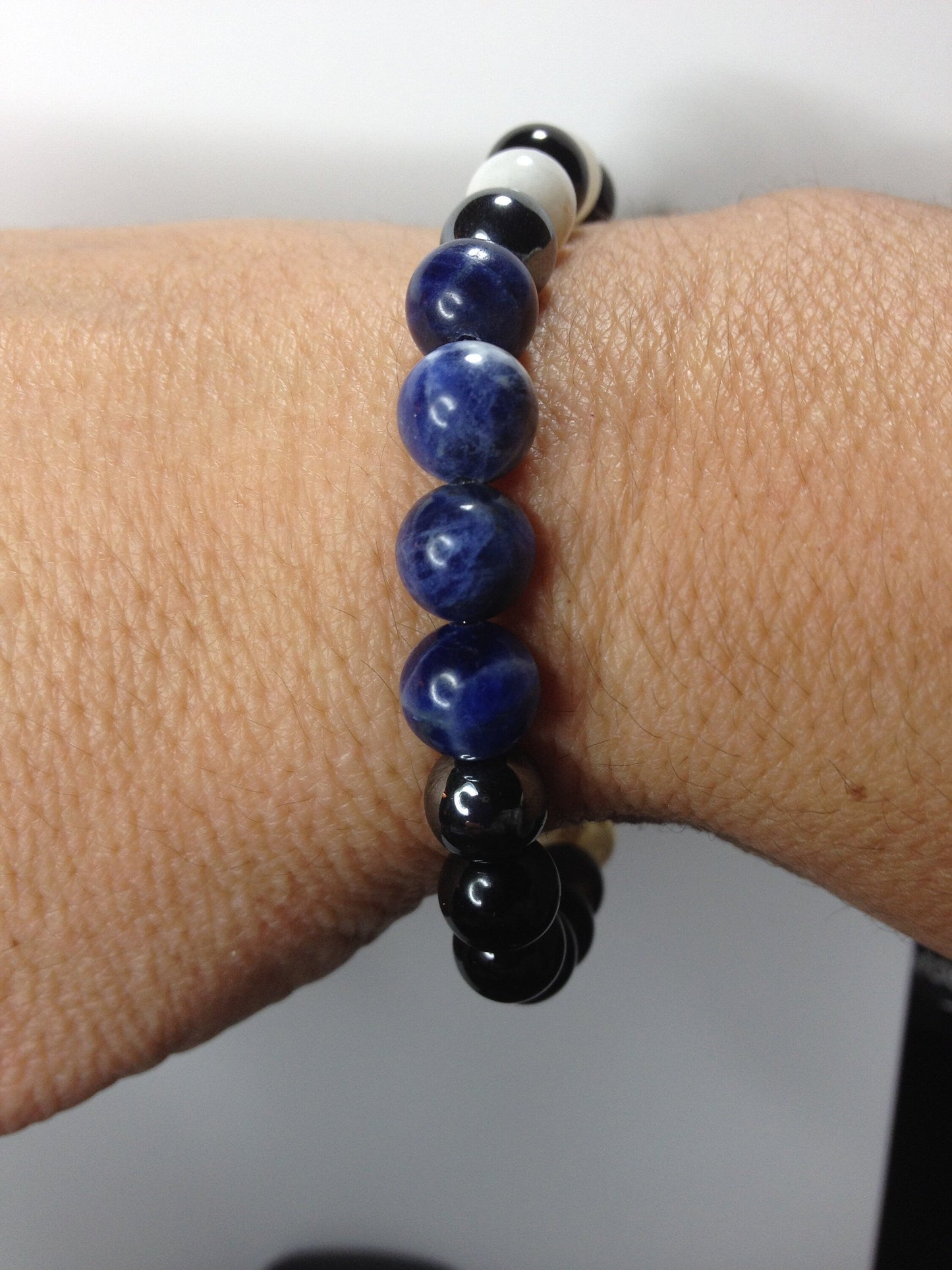 FourTris: Divergence of Gemstones Energy Stretch Bracelet